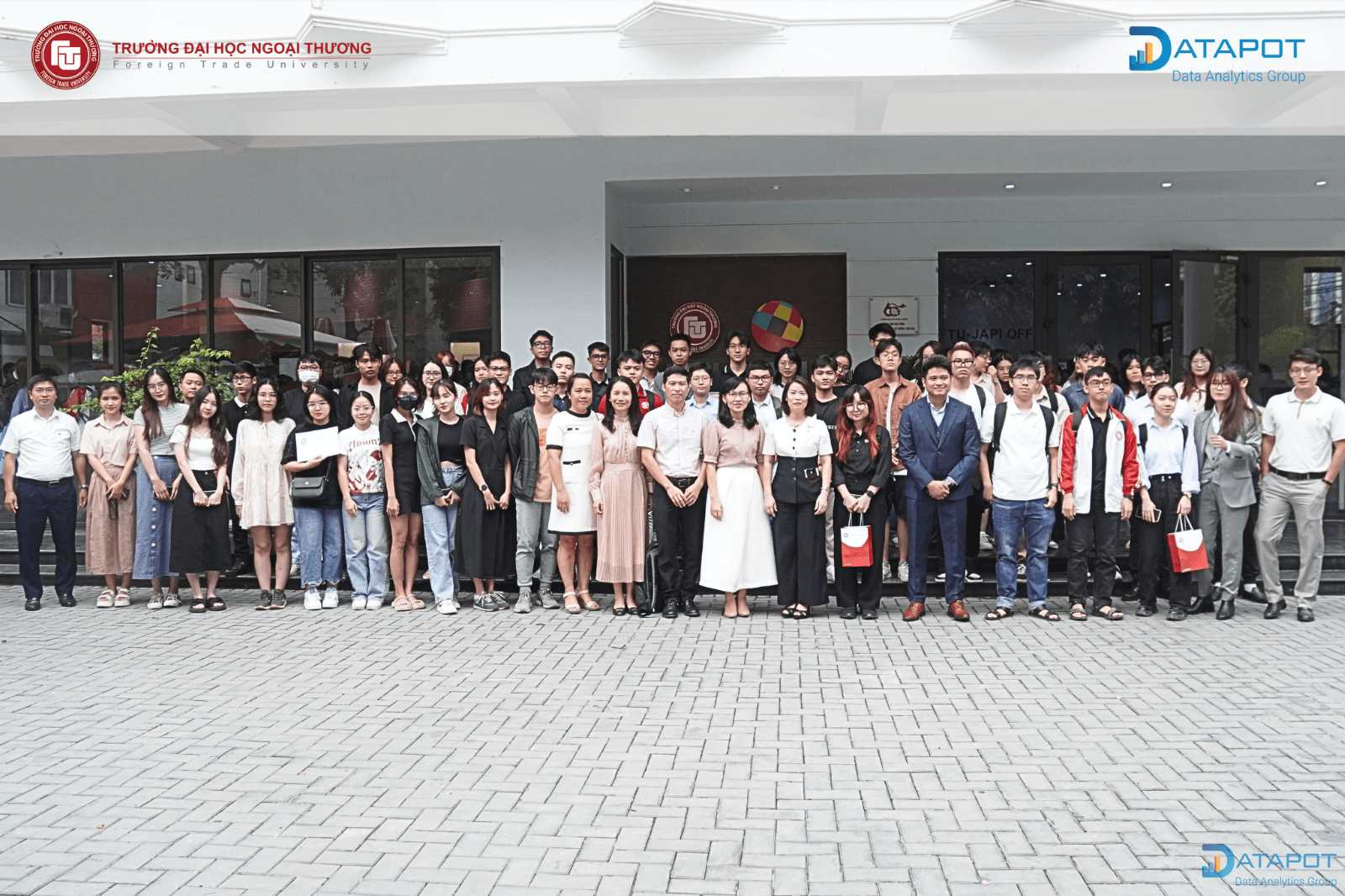 Khai giảng khóa 5 Chương trình đào tạo liên kết: Khoa học Dữ liệu trong Kinh tế & Kinh doanh – Datapot & FTU