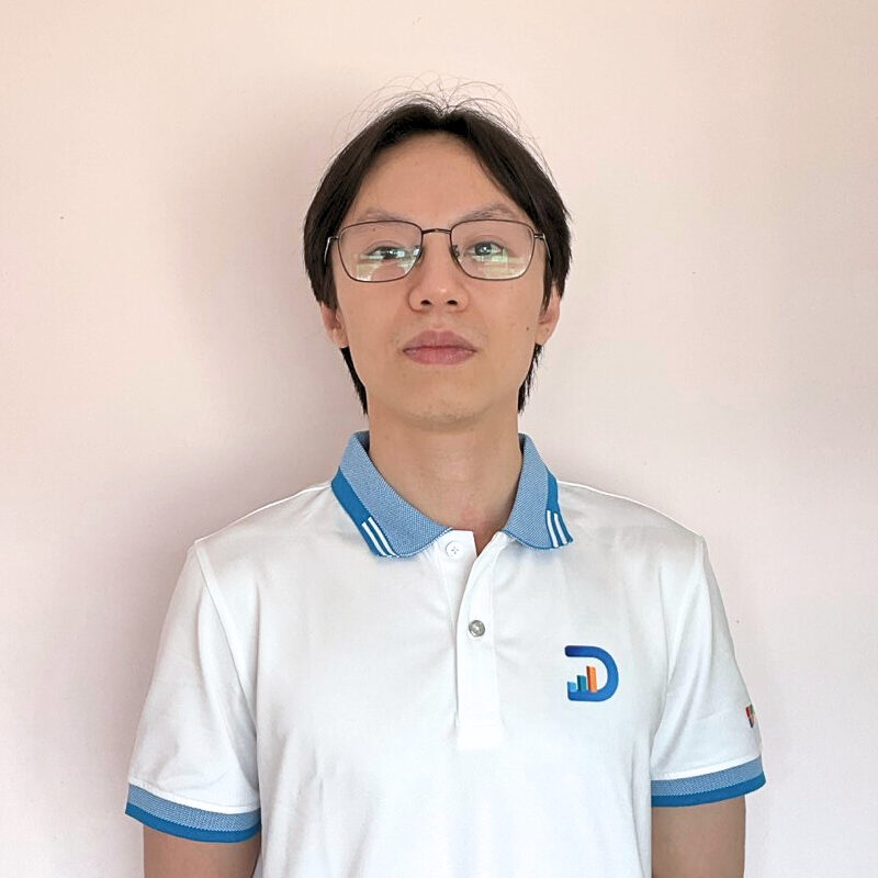 NGUYỄN ĐỨC VIỆT