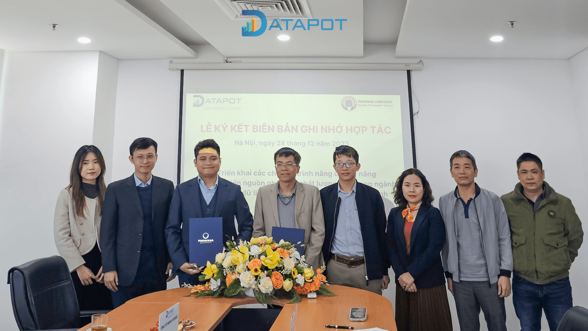 Trường Đại học Phenikaa – Khoa CNTT và Datapot ký biên bản ghi nhớ hợp tác đào tạo nguồn nhân lực chất lượng cao